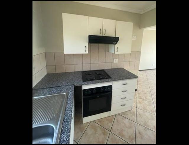 2 BEDROOM PROPERTY TO RENT IN RAVENSKLIP